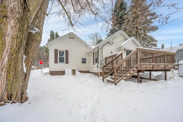 $178,000 | 346 Maple Street, Glenwood City, WI 54013