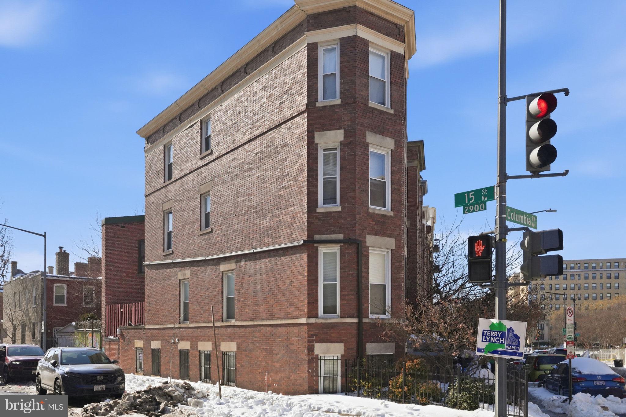 1500 Columbia Road Northwest Washington, DC 20009 - Photo 2 of 10