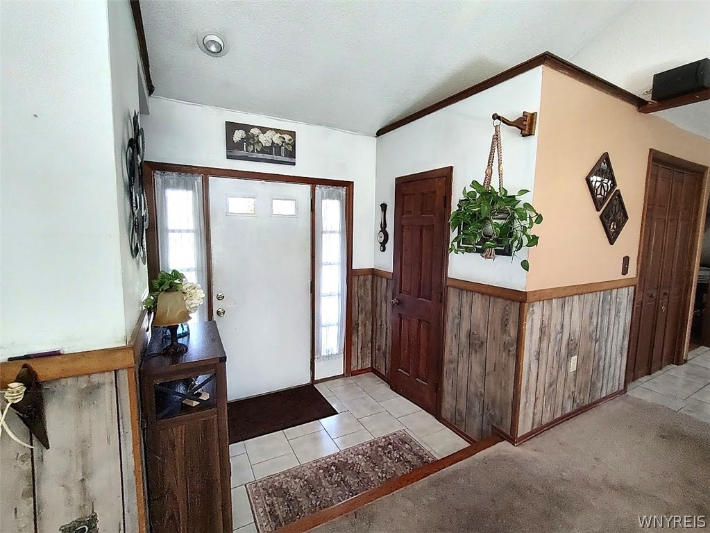 6275 Eckhardt Road Hamburg, NY 14085 - Photo 16 of 47