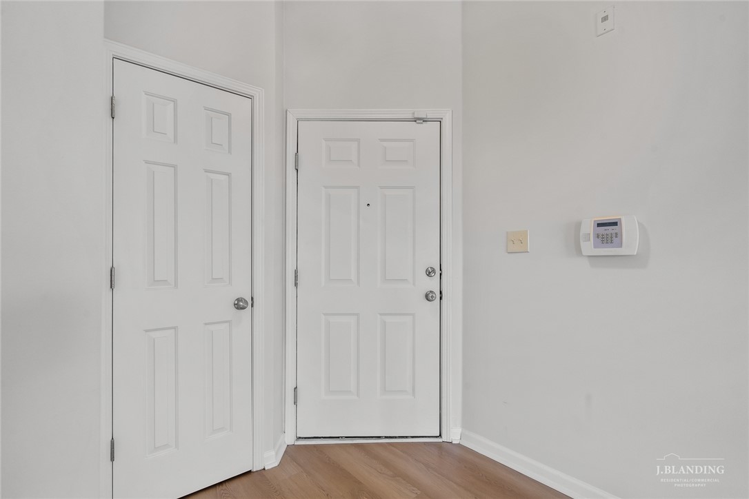 111 Wexford Drive, Unit 303 Anderson, SC 29621 - Photo 5 of 22
