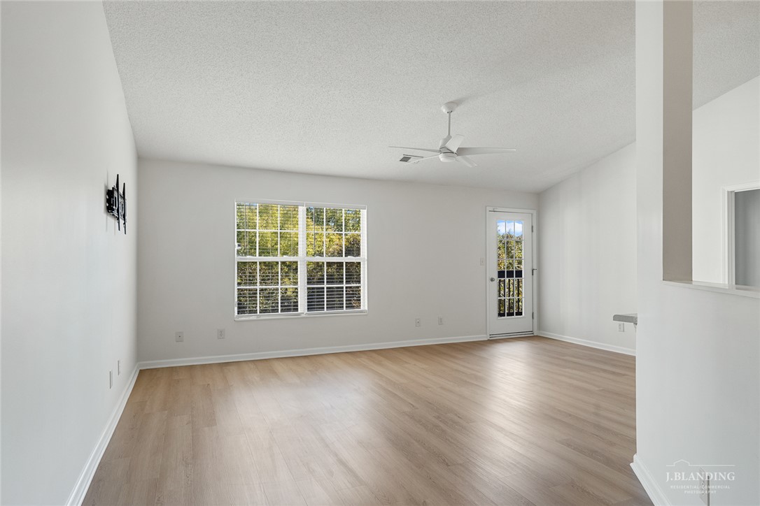 111 Wexford Drive, Unit 303 Anderson, SC 29621 - Photo 6 of 22