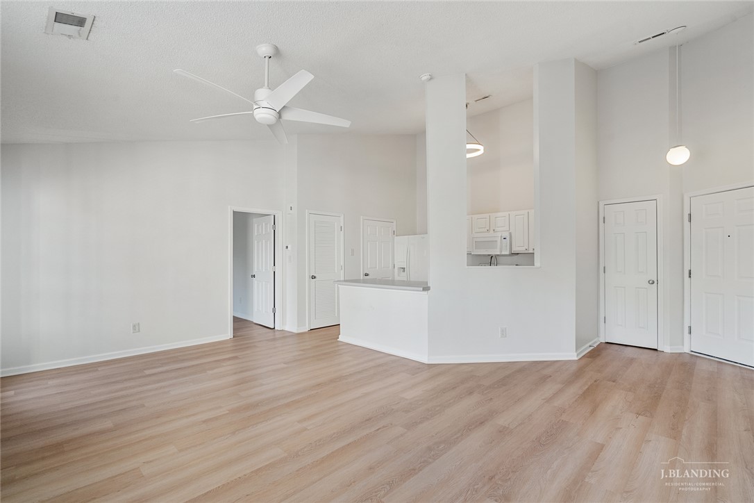 111 Wexford Drive, Unit 303 Anderson, SC 29621 - Photo 7 of 22