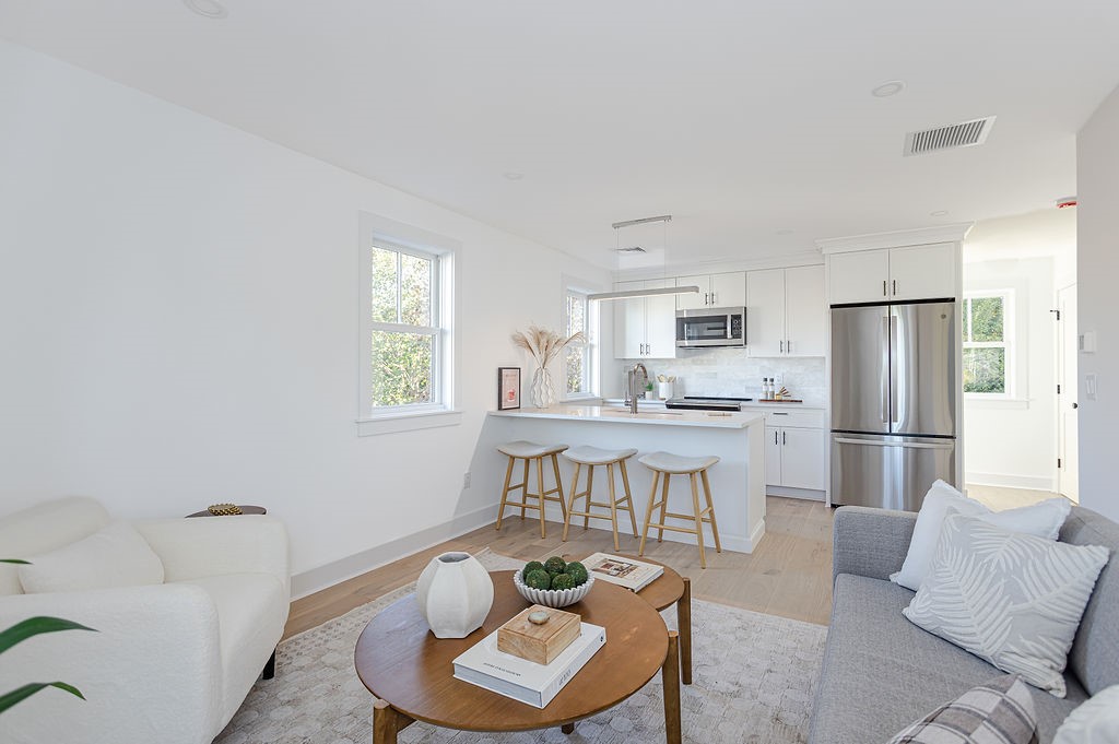 84 Allston Avenue Middletown, RI 02842 - Photo 39 of 50