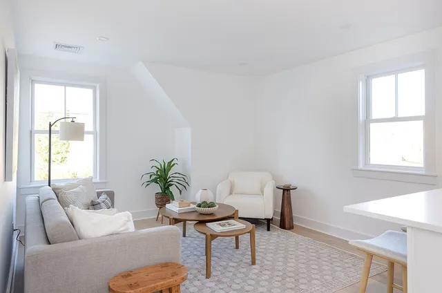 $2,839,000 | 84 Allston Avenue, Middletown, RI 02842