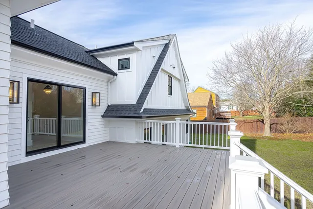 $2,839,000 | 84 Allston Avenue, Middletown, RI 02842