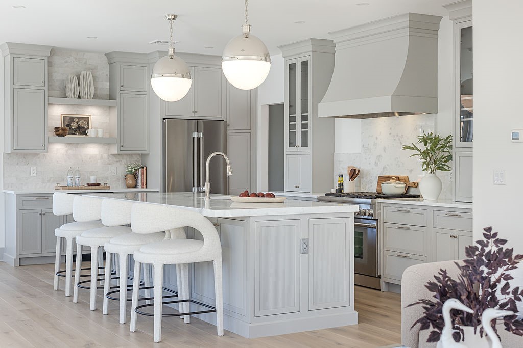 84 Allston Avenue Middletown, RI 02842 - Photo 7 of 50