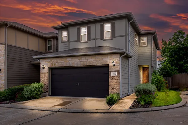 $300,000 | 2102 Red Cedar Ridge Way, Houston, TX 77080
