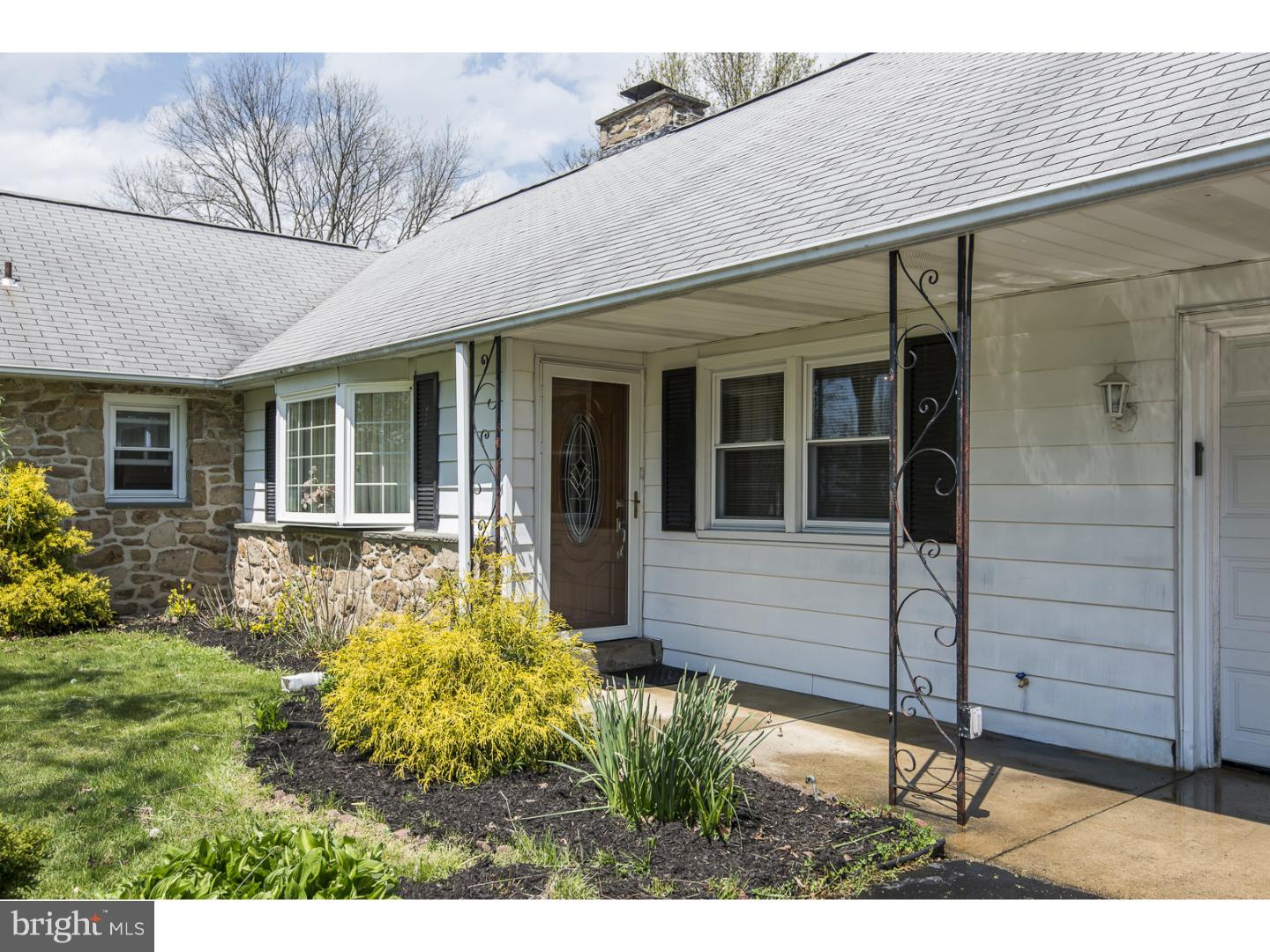 465 Rose Valley Road Southampton, PA 18966 - Photo 2 of 24 Exterior Front
