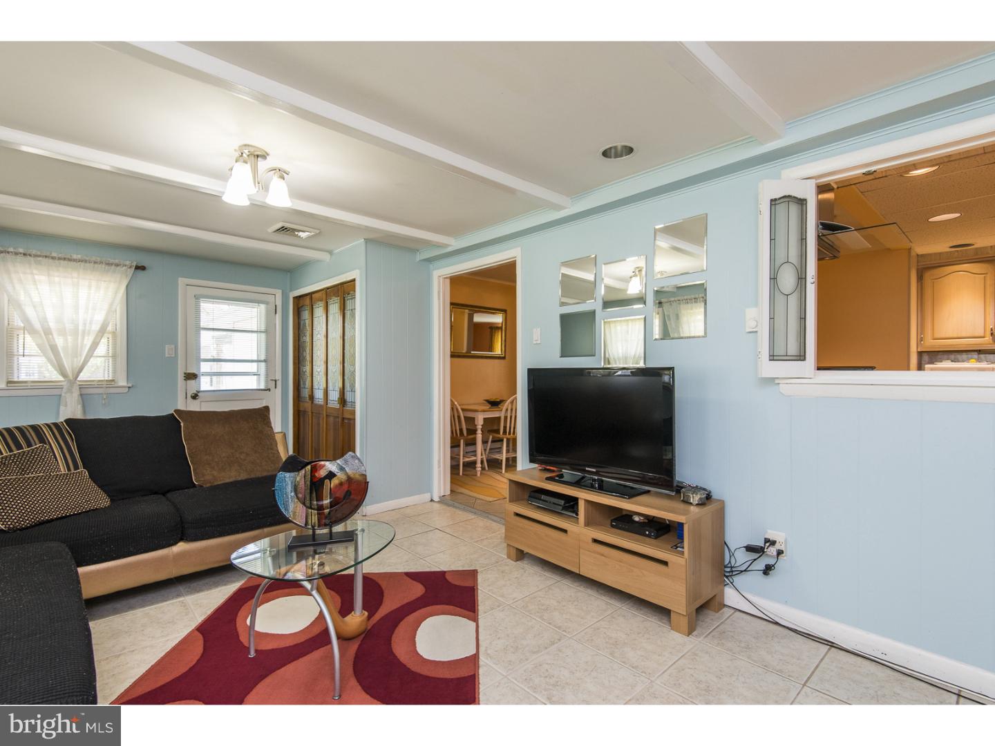465 Rose Valley Road Southampton, PA 18966 - Photo 11 of 24 Family Room