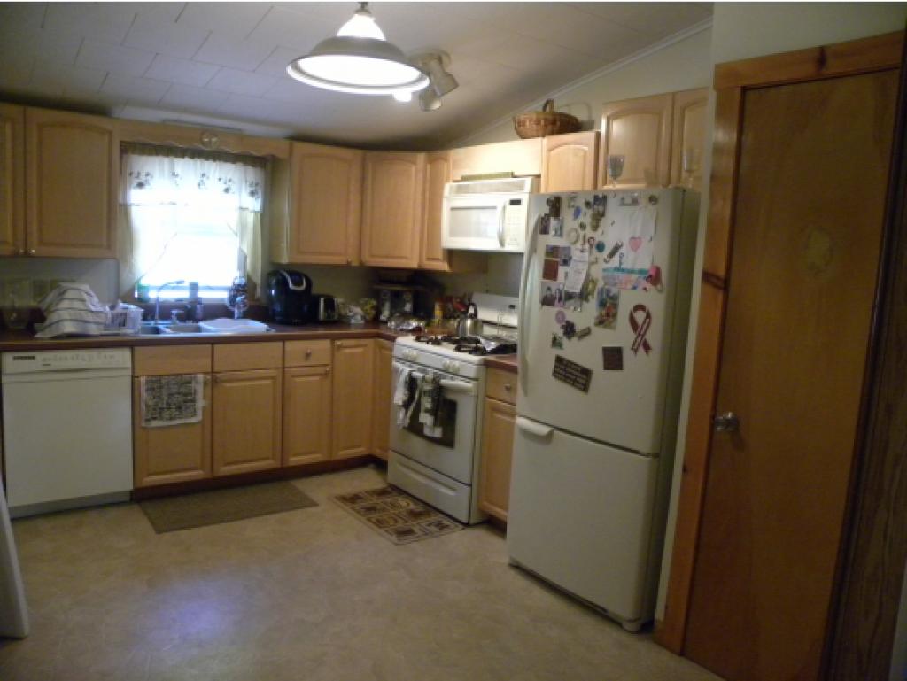 1271 Berry Hill Road Sheffield, VT 05866 - Photo 4 of 16 Gallery Image 4