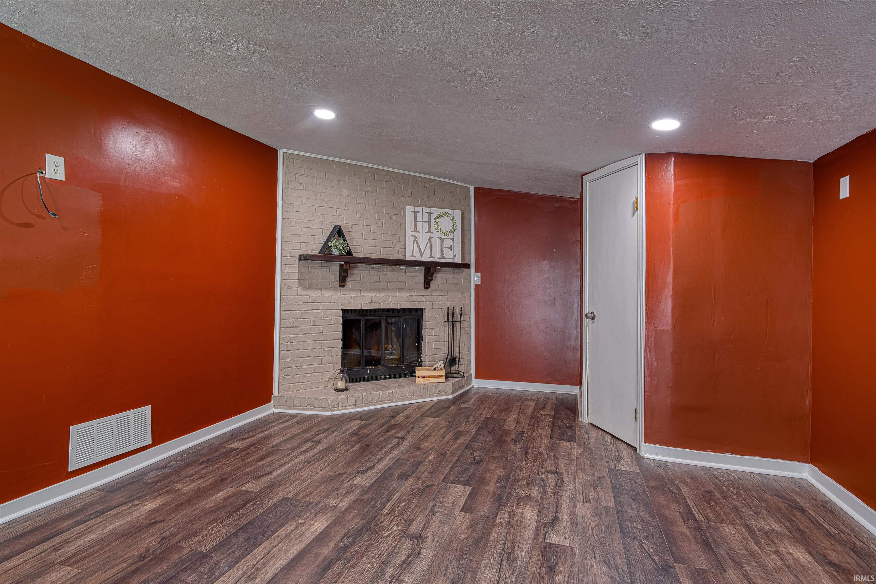 7701 Bartels Road Evansville, IN 47710 - Photo 11 of 32 Gallery Image 11