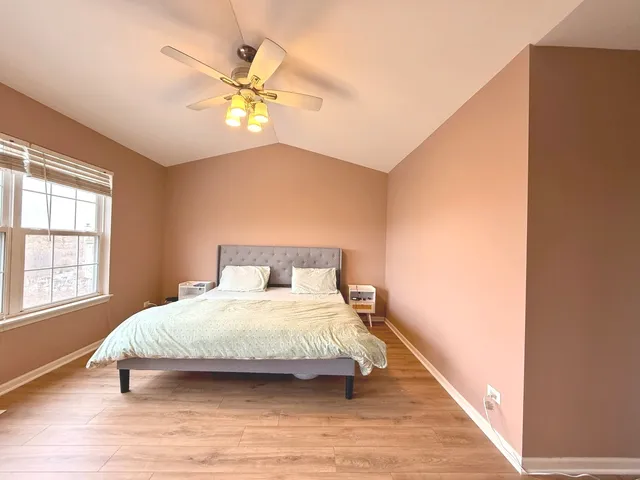 $2,525 | 2481 Oneida Lane, Unit 2481, Naperville, IL 60563