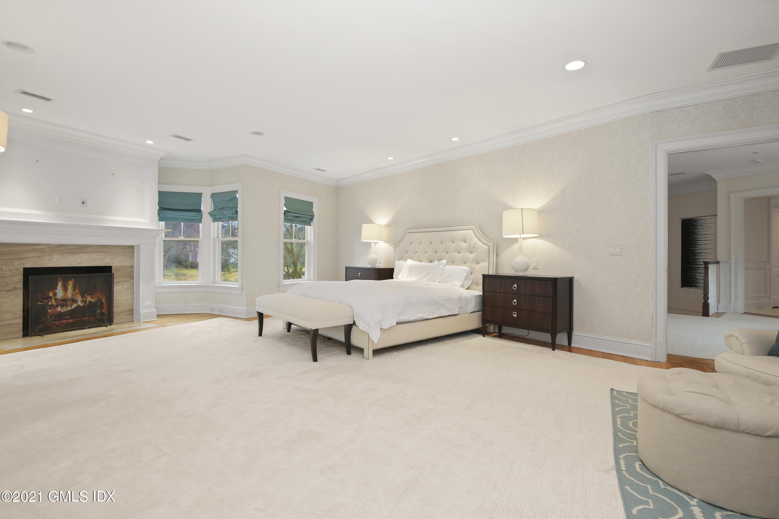 25 Beechcroft Road Greenwich, CT 06830 - Photo 10 of 22 Primary Bedroom