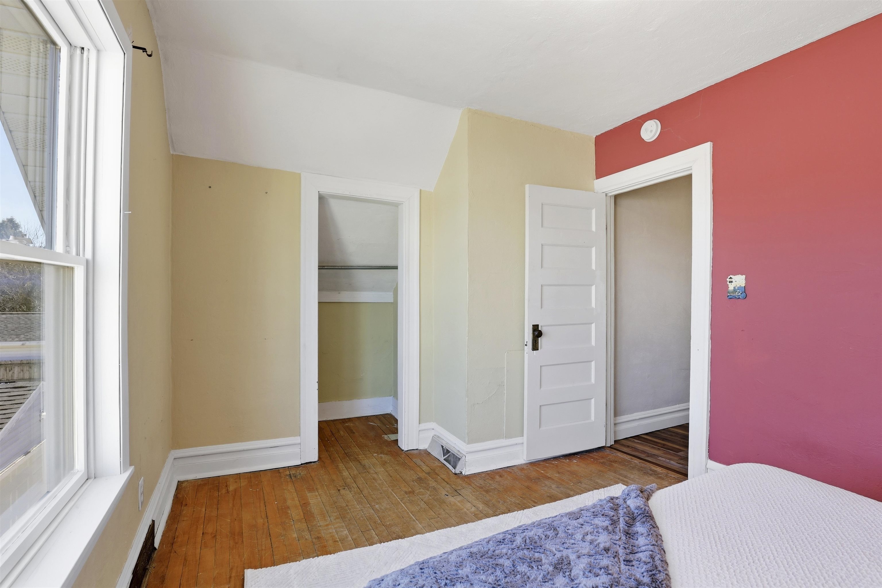 2023 Lincoln Street Two Rivers, WI 54241 - Photo 14 of 22