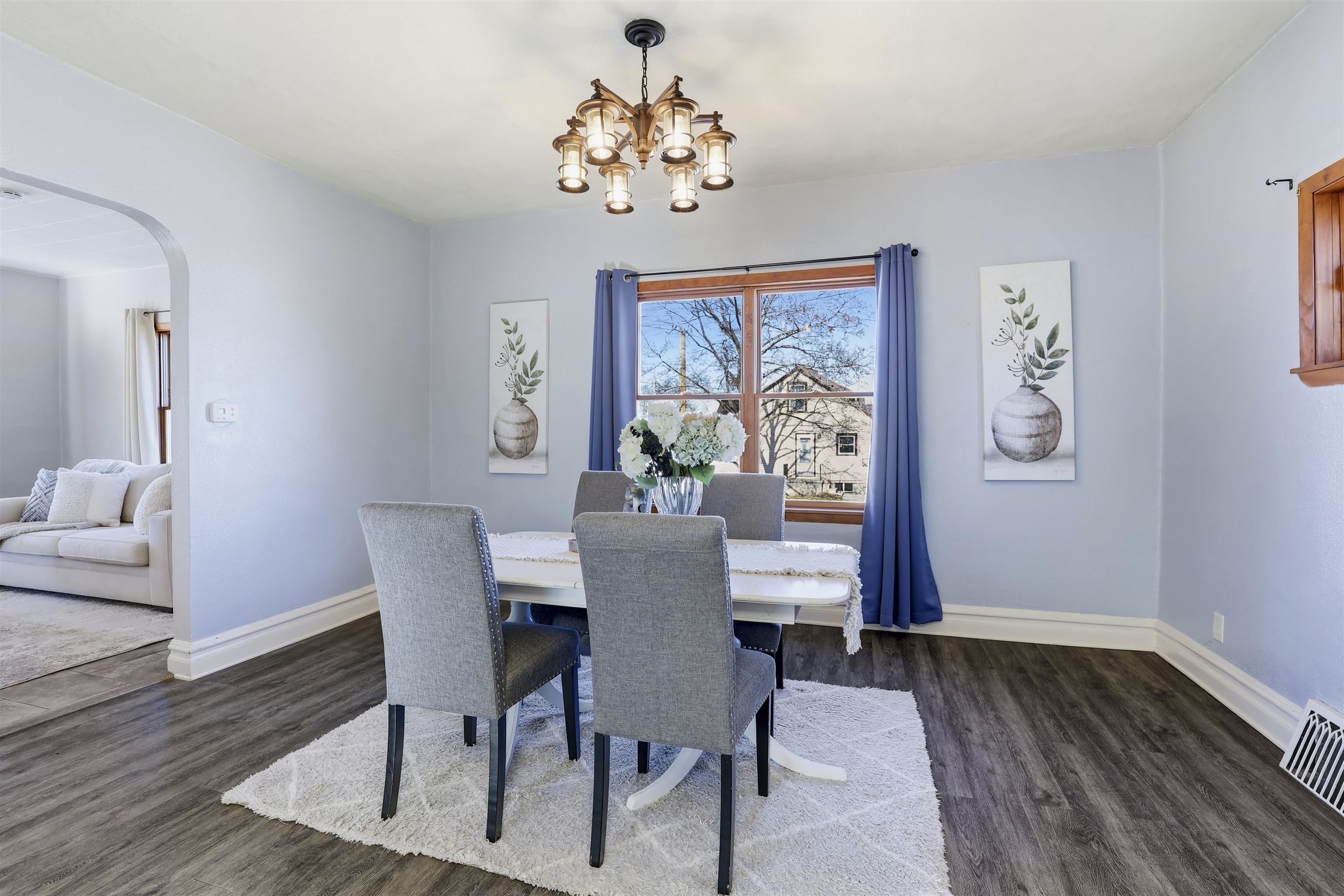 2023 Lincoln Street Two Rivers, WI 54241 - Photo 6 of 22