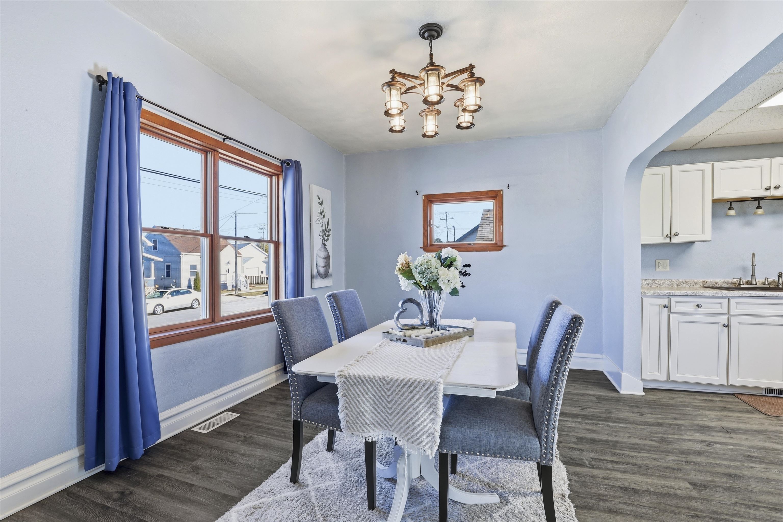 2023 Lincoln Street Two Rivers, WI 54241 - Photo 7 of 22