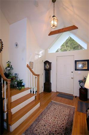 14 Deer Path, Unit 14 Hudson, MA 01749 - Photo 3 of 18 a view of entryway and hall
