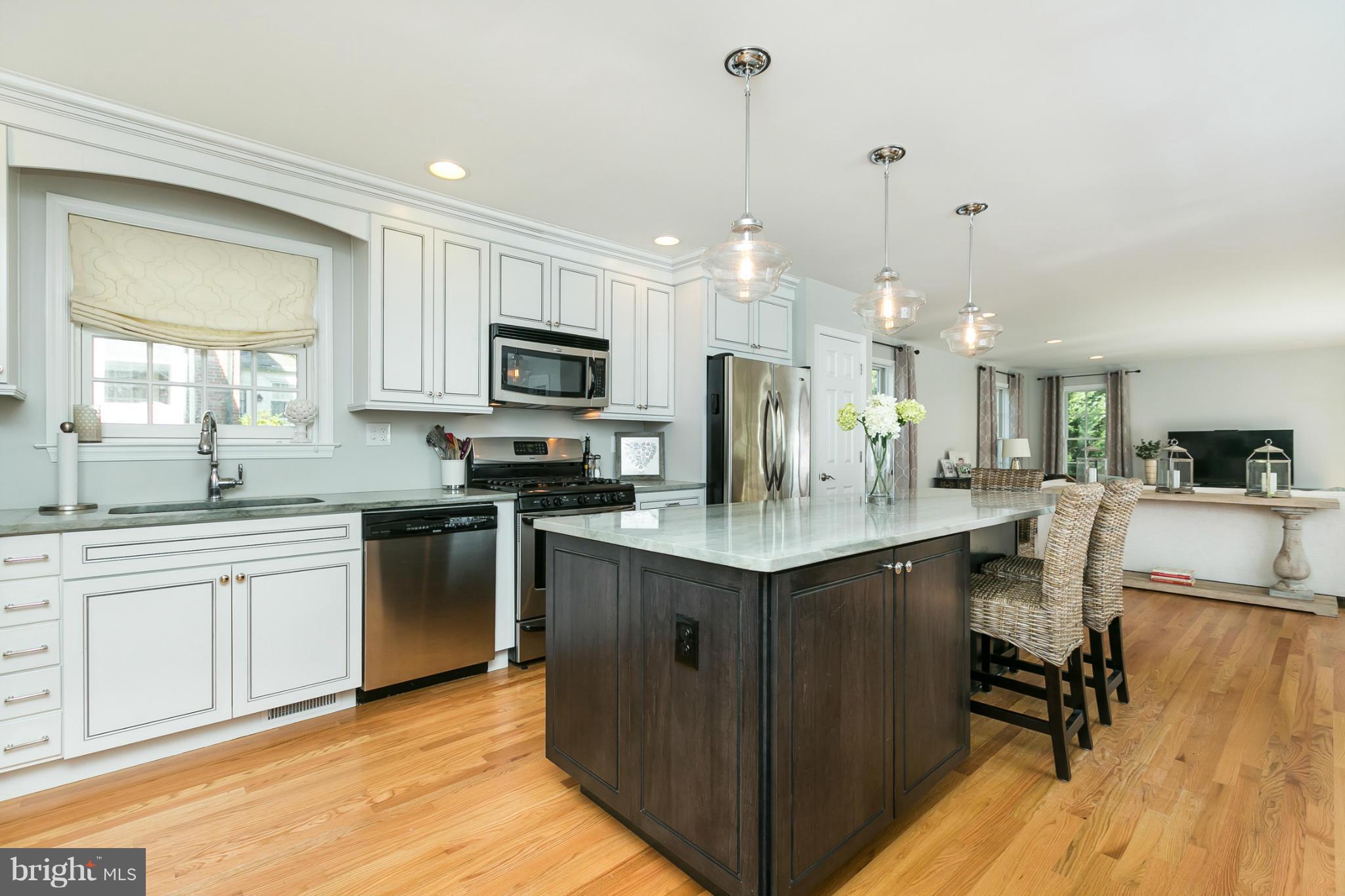 622 Coventry Road Towson, MD 21286 - Photo 3 of 30 Kitchen