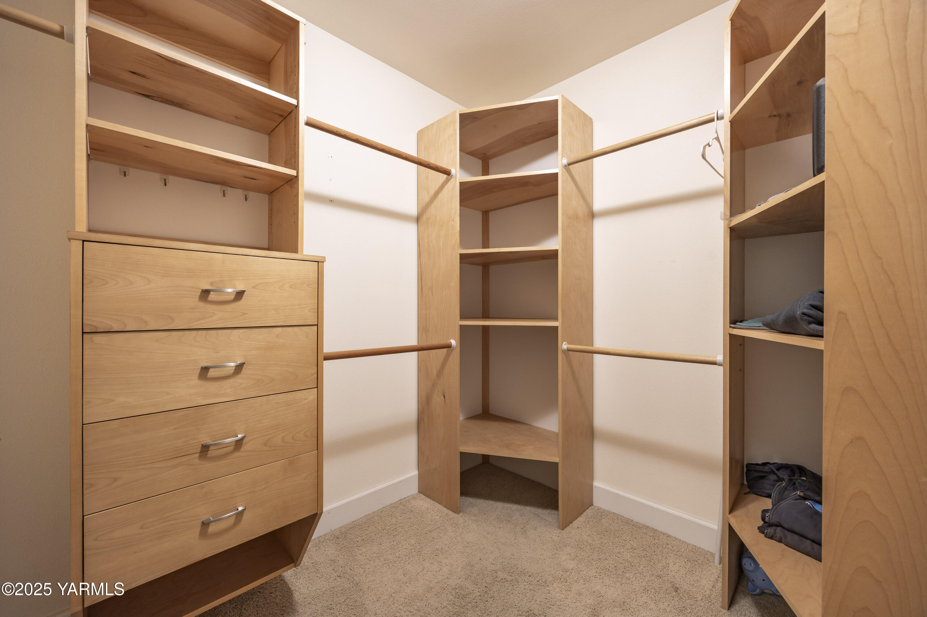 10240 Van Belle Road Sunnyside, WA 98944 - Photo 28 of 52 a view of walk in closet with empty racks