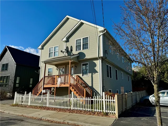 $850,000 | 21 Grant Street, Providence, RI 02909