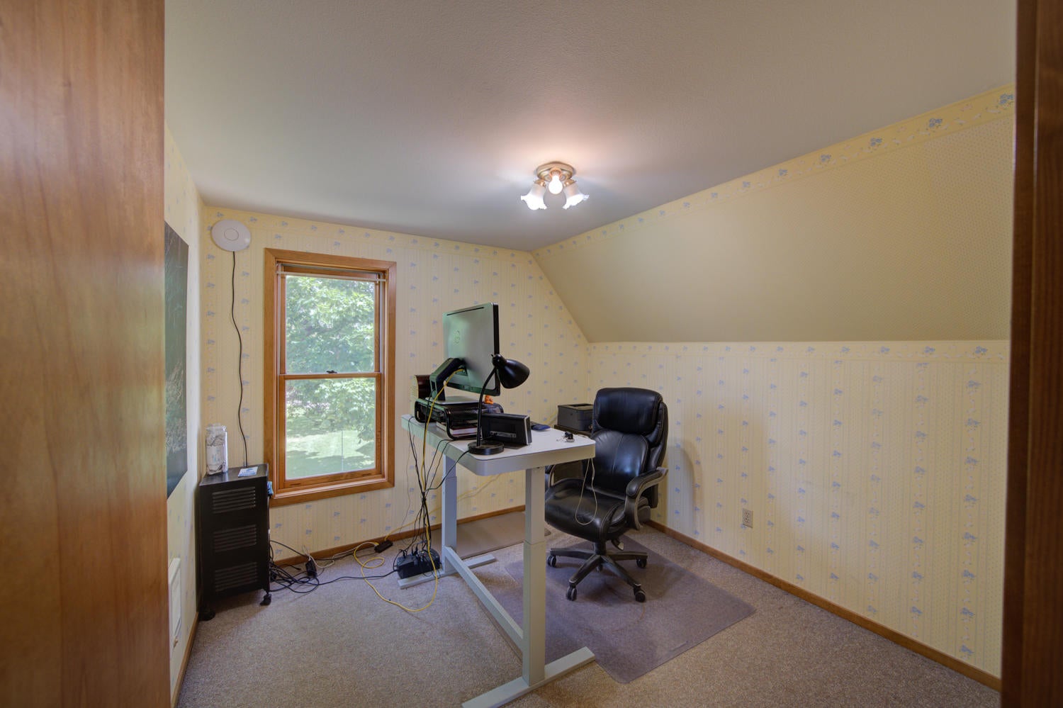 22245 Erickson Road Bend, OR 97701 - Photo 75 of 83 Office in Guest Suite