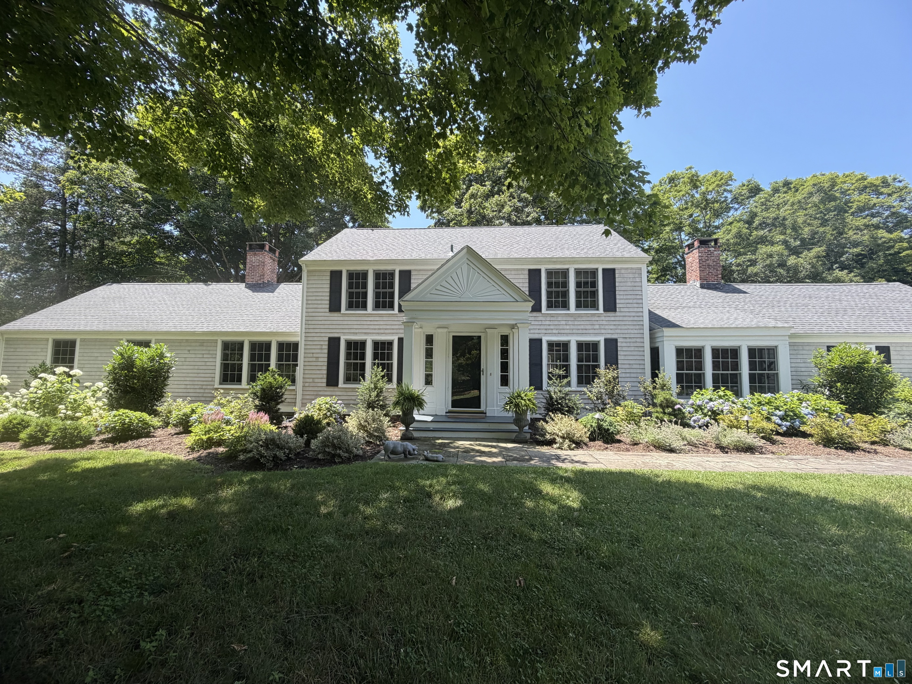 21 B Library Lane Old Lyme, CT 06371 - Photo 2 of 4