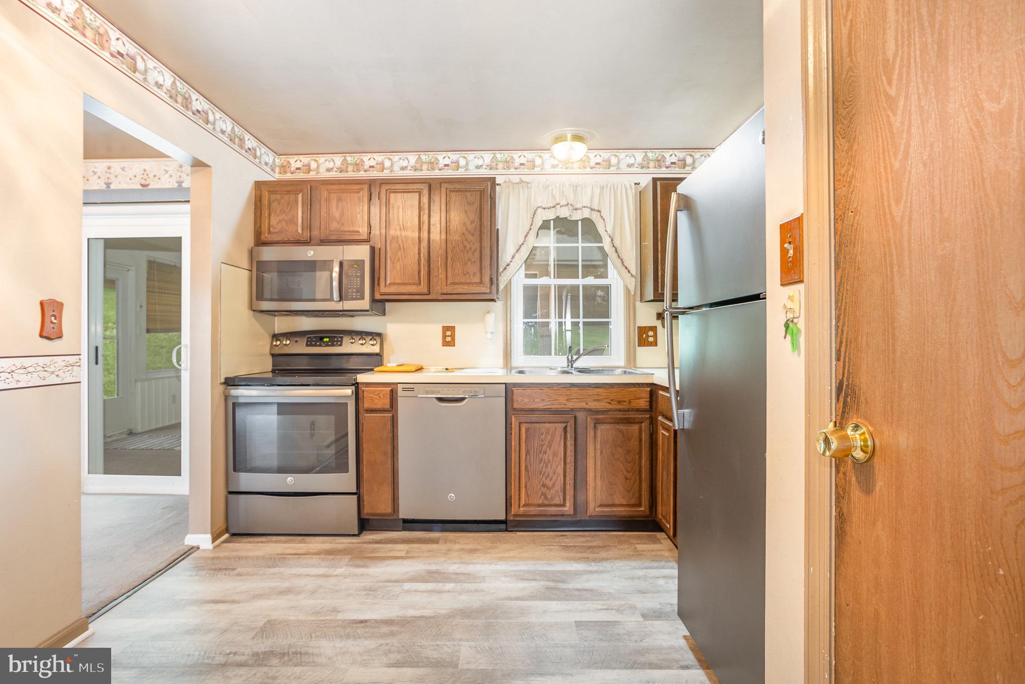 3 Julie Terrace Lititz, PA 17543 - Photo 10 of 31