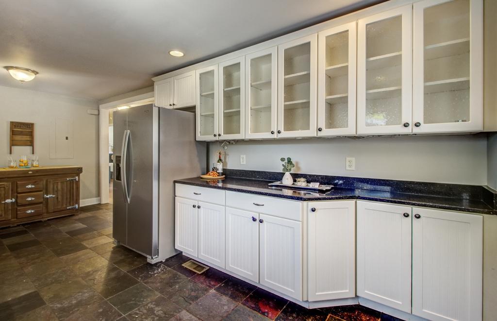 1312 Garrison Street Charleston, SC 29412 - Photo 12 of 38 13