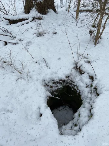 $10,000 | 54221 Longwood Drive, South Bend, IN 46628