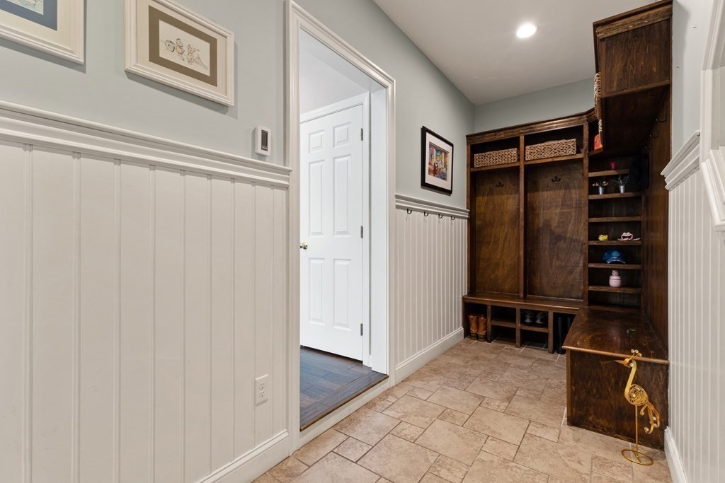 6 Cedar Ridge Lane Mansfield, MA 02048 - Photo 9 of 39 Gallery Image 9