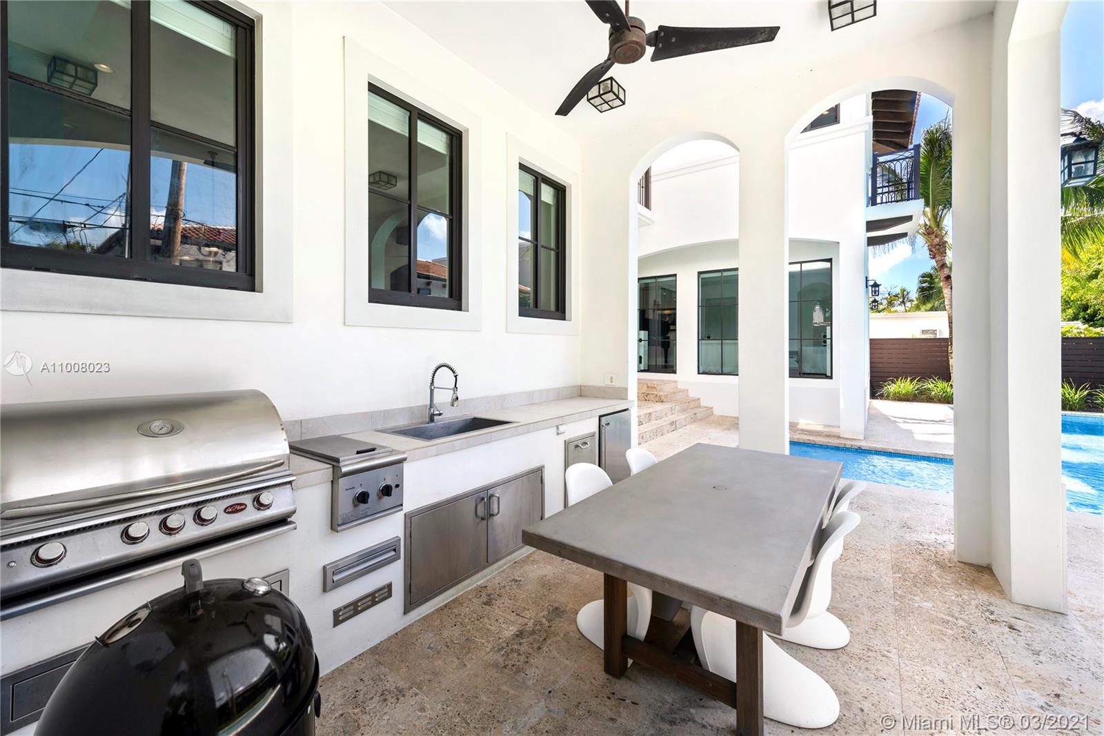 330 Harbor Court Key Biscayne, FL 33149 - Photo 14 of 42