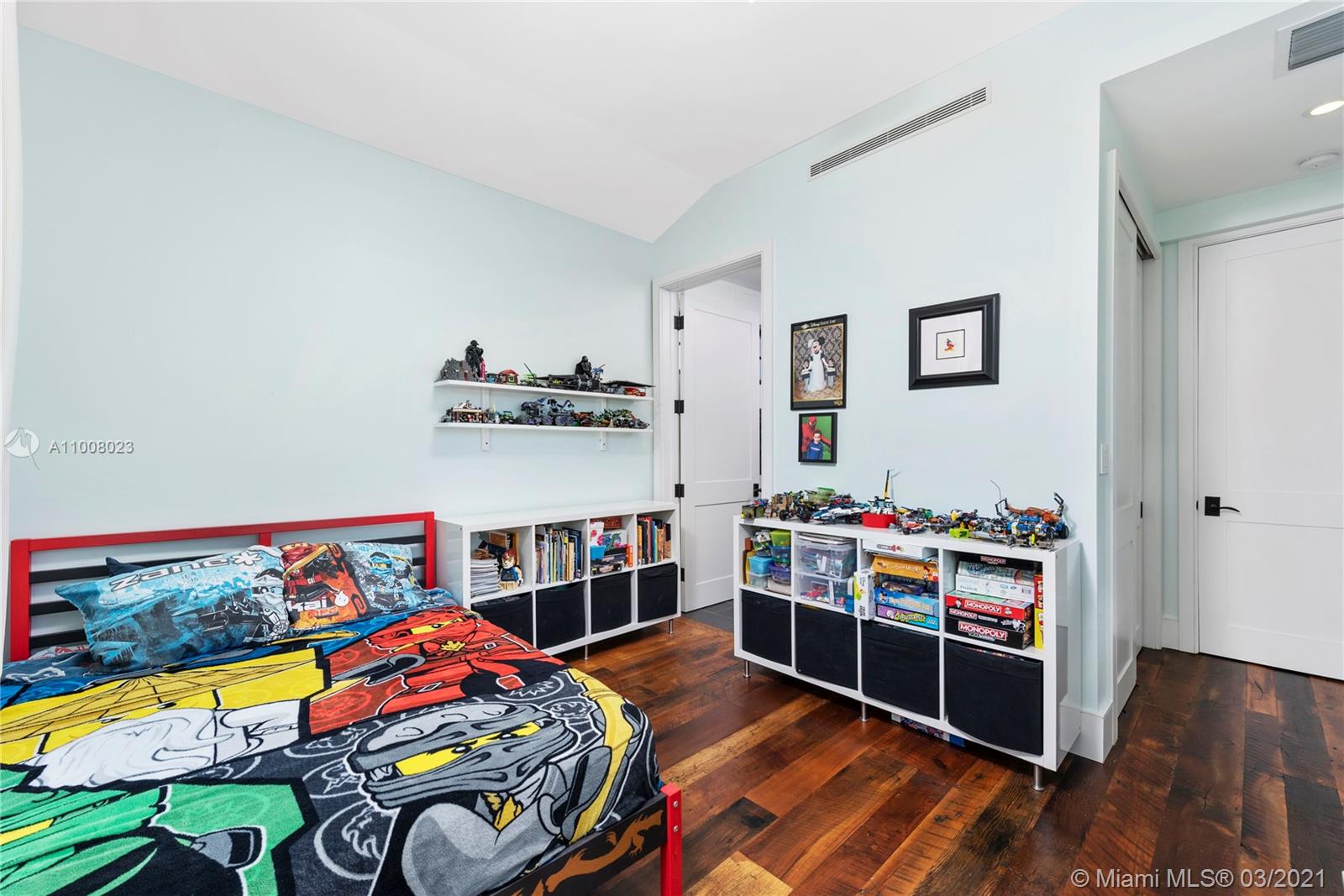 330 Harbor Court Key Biscayne, FL 33149 - Photo 21 of 42