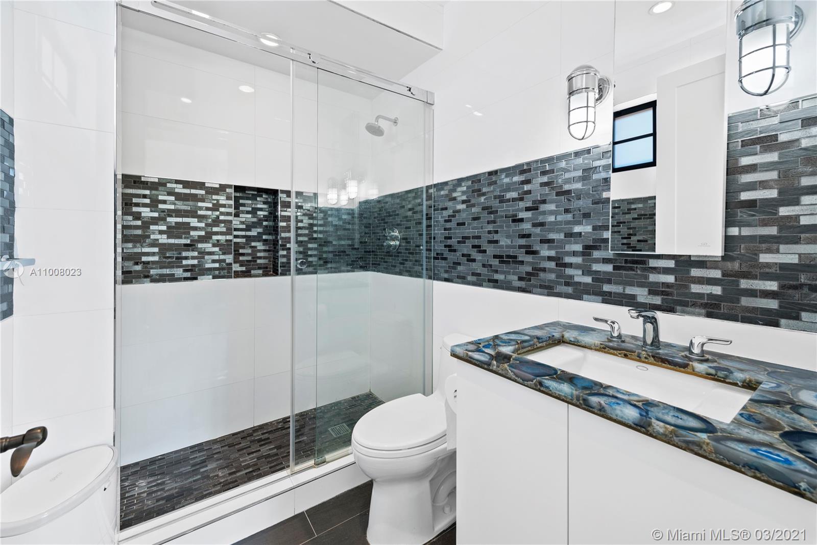 330 Harbor Court Key Biscayne, FL 33149 - Photo 22 of 42