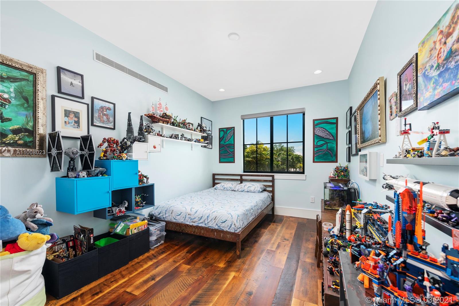 330 Harbor Court Key Biscayne, FL 33149 - Photo 23 of 42