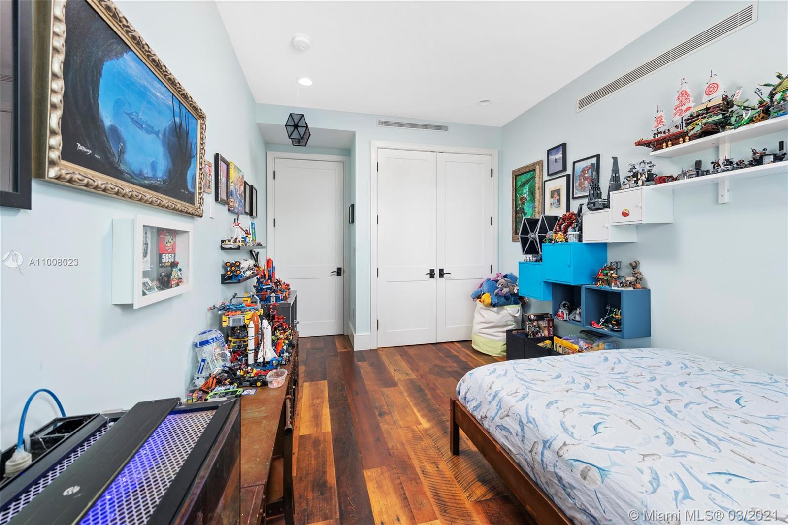 330 Harbor Court Key Biscayne, FL 33149 - Photo 24 of 42