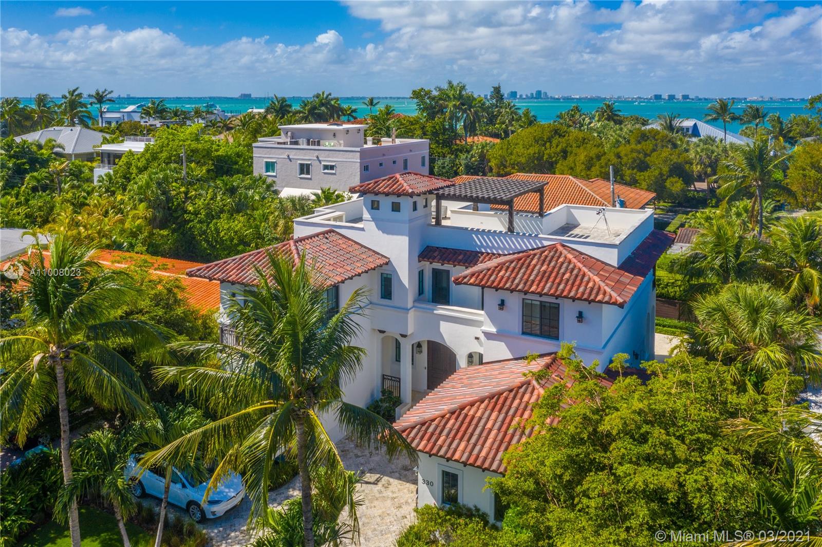 330 Harbor Court Key Biscayne, FL 33149 - Photo 37 of 42