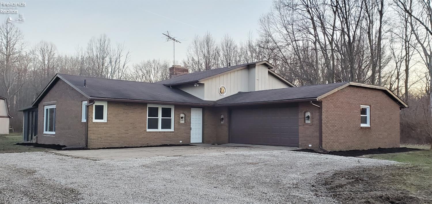 12312 Darrow Road Vermilion, OH 44089 - Photo 2 of 25 Gallery Image 2