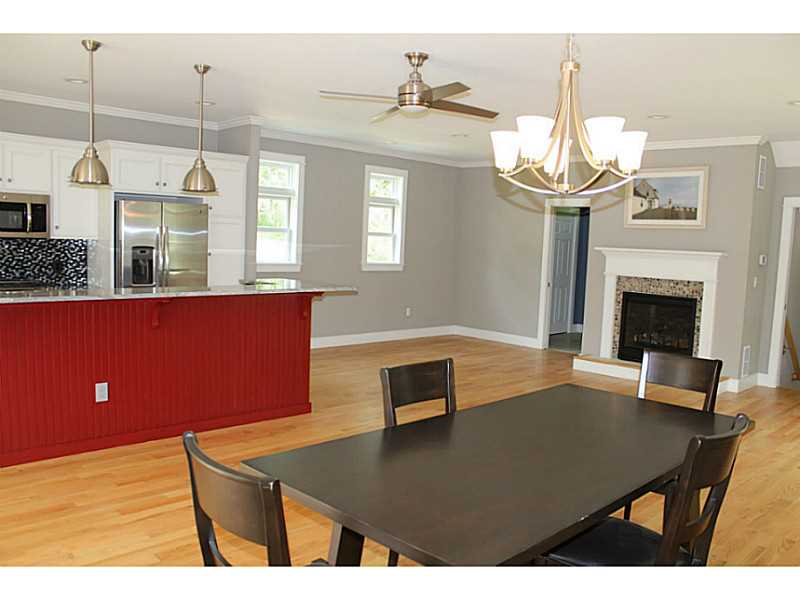 8 Gershwin Road Westerly, RI 02891 - Photo 12 of 25 Dining Room.