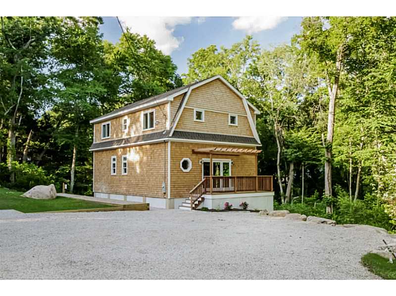 8 Gershwin Road Westerly, RI 02891 - Photo 16 of 25 Exterior Front.