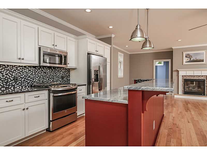 8 Gershwin Road Westerly, RI 02891 - Photo 3 of 25 Kitchen.