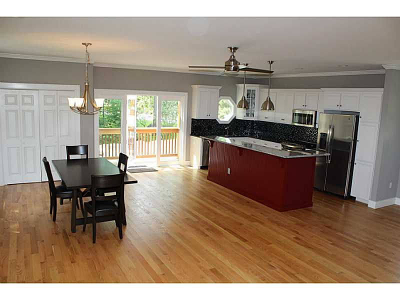 8 Gershwin Road Westerly, RI 02891 - Photo 7 of 25 Den/Family/Great Room.