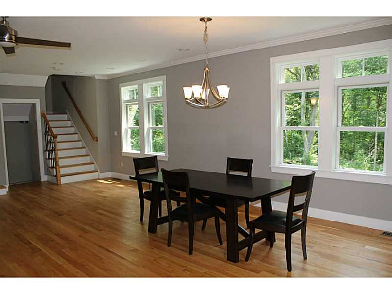 8 Gershwin Road Westerly, RI 02891 - Photo 10 of 25 Dining Room.