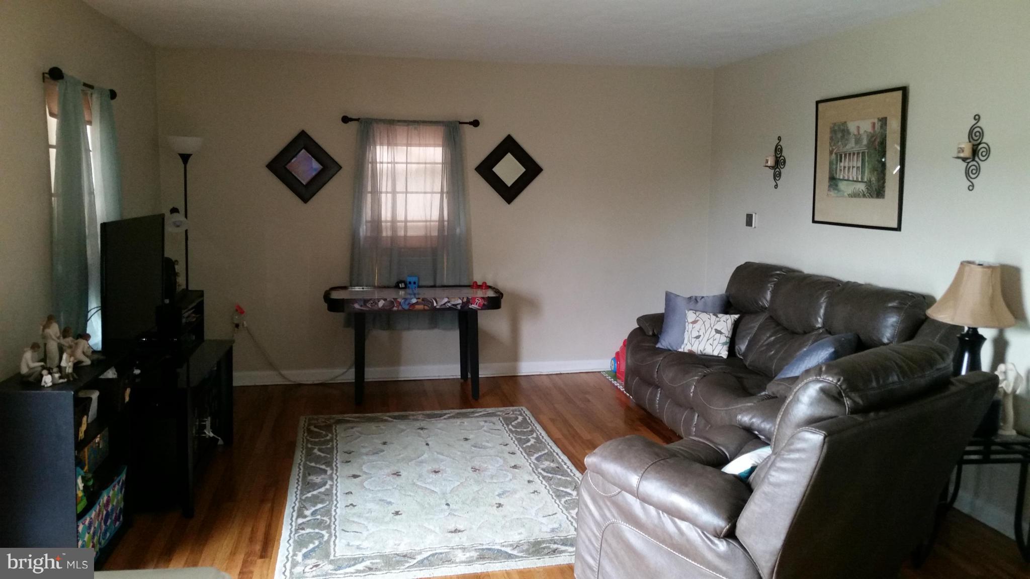 307 Valley Mill Road Winchester, VA 22602 - Photo 13 of 14 Living Room
