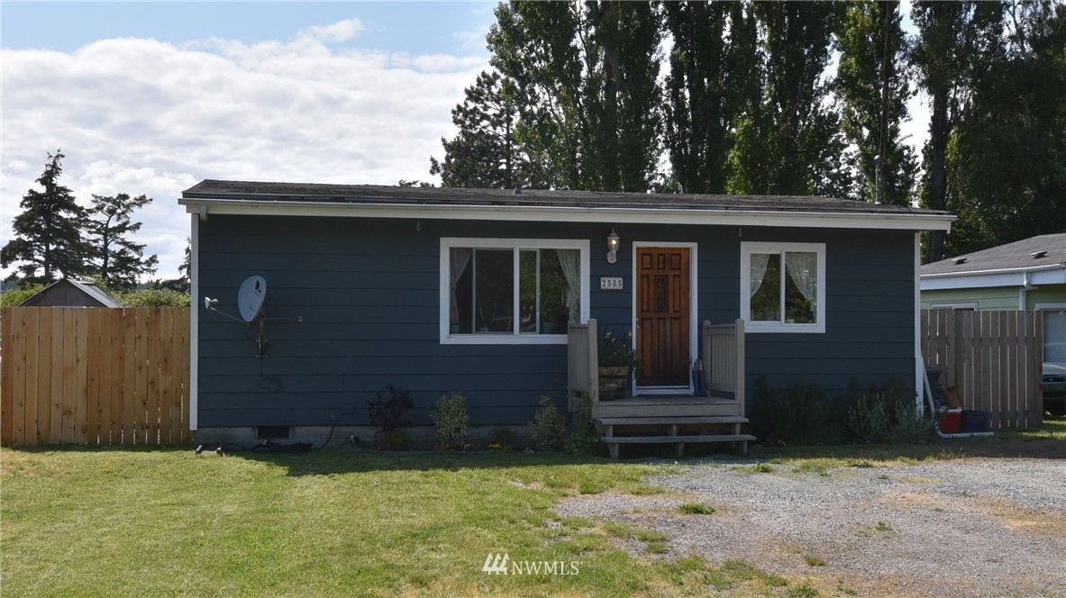 2585 Finkbonner Road Bellingham, WA 98226 - Photo 12 of 15 Gallery Image 12