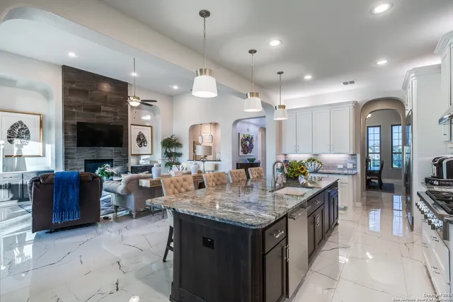 $1,275,000 | 21335 Rembrandt Hill, San Antonio, TX 78256