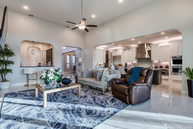 $1,275,000 | 21335 Rembrandt Hill, San Antonio, TX 78256