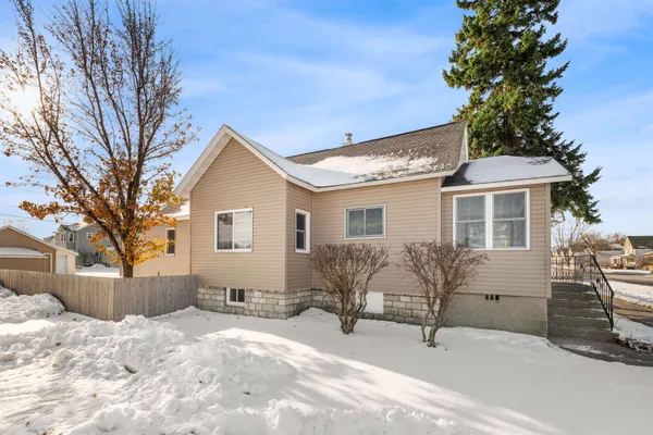 $169,900 | 1011 14th Avenue, Menominee, MI 49858