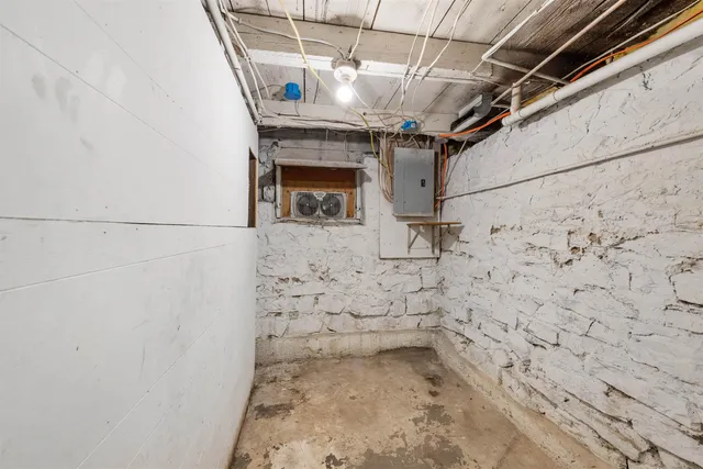 $177,500 | 1011 14th Avenue, Menominee, MI 49858