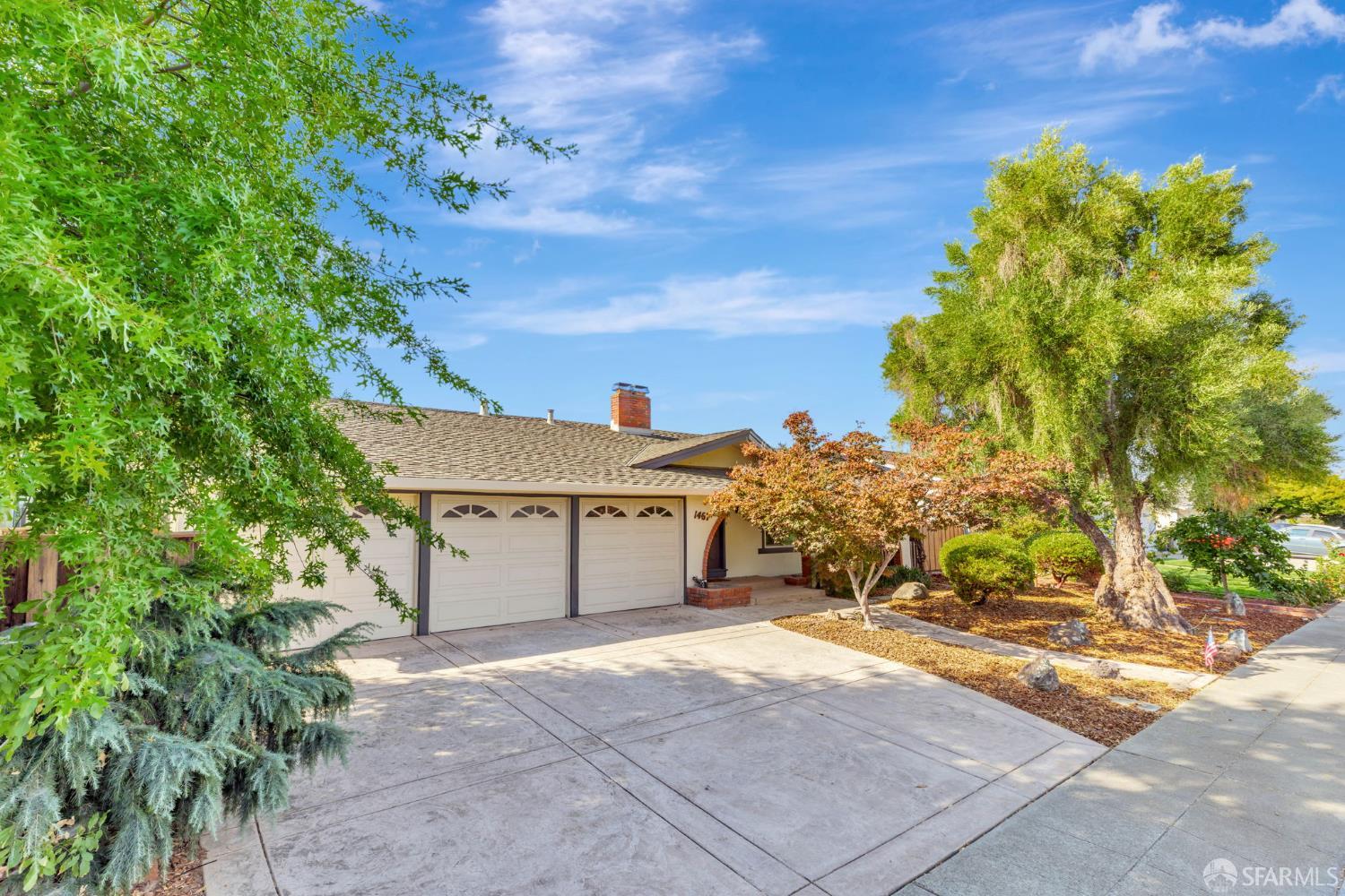 1467 Hudson Way Livermore, CA 94550 - Photo 3 of 48 a view of a house with a tree in the background