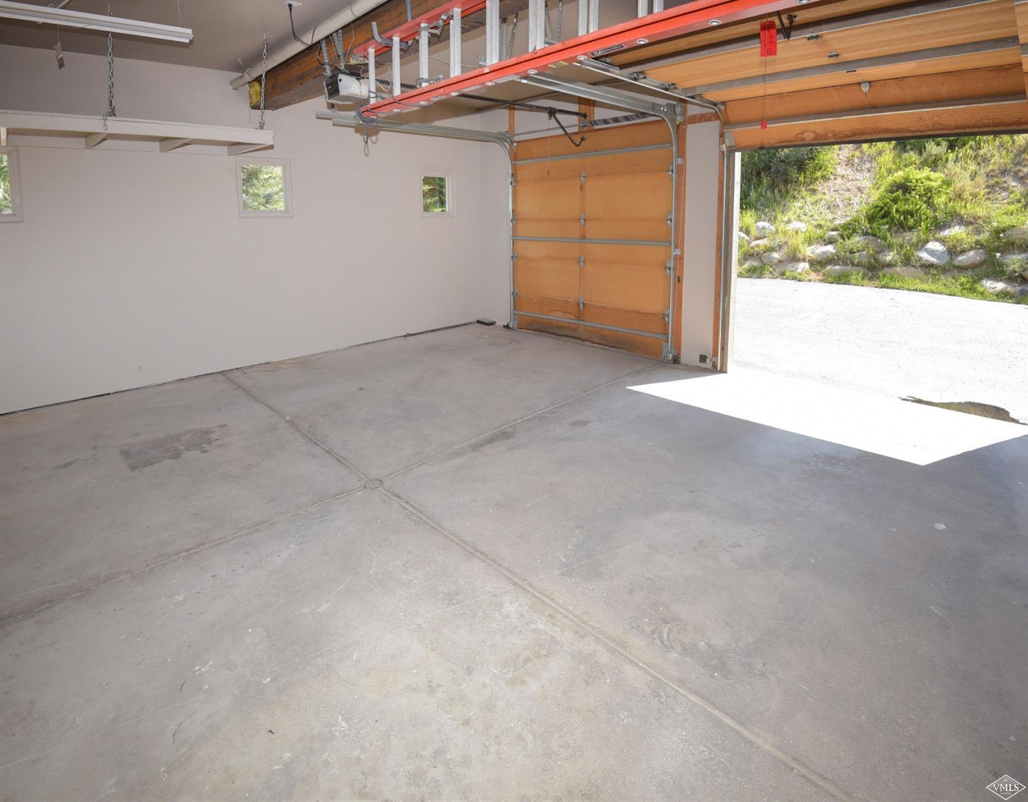 4271 Wildridge Road West Avon, CO 81620 - Photo 23 of 25 OVERSIZED 2-CAR GARAGE